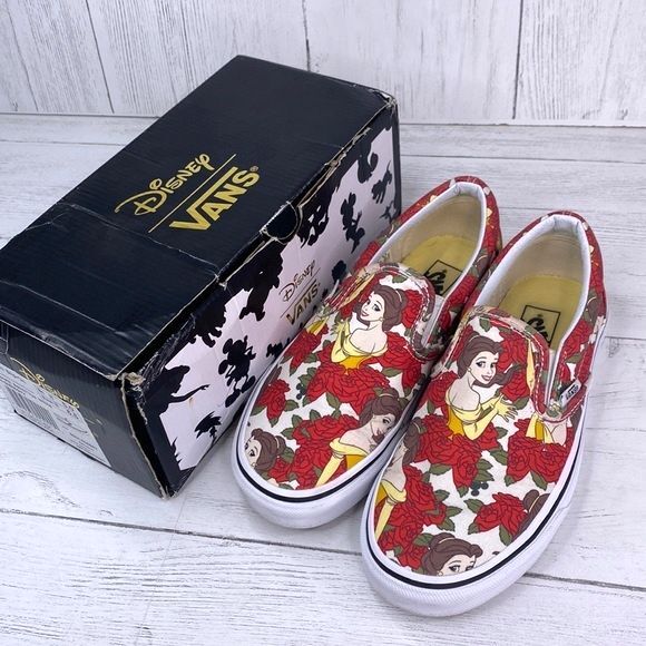 Vans x Disney Belle Classic Slip On Shoes Sneakers in Womens Size 6.5 - Picture 1 of 10